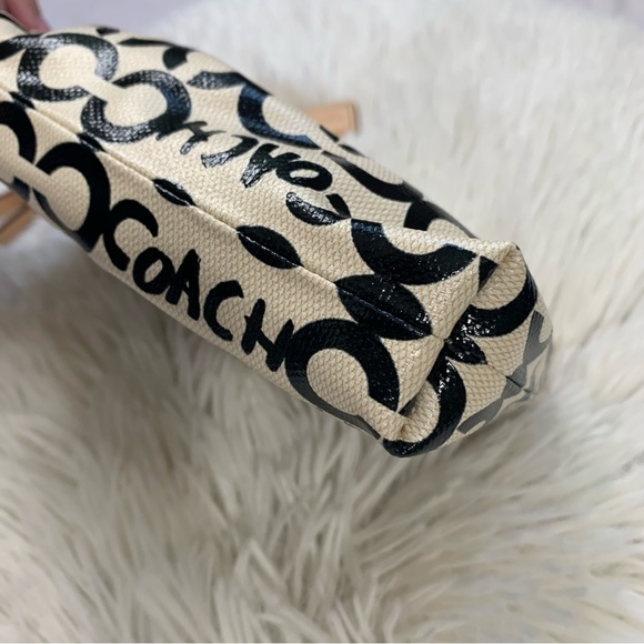 Coach Wristlet Bag NWT - Picture 11 of 11